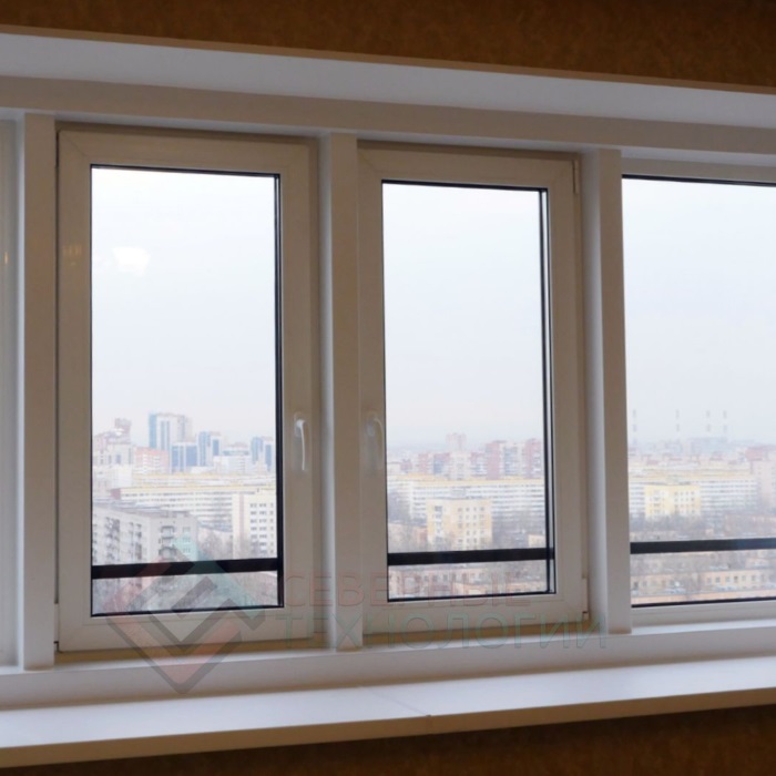 Утепление окна, алюминиевая рама в комнате в ЖК «Александрит»